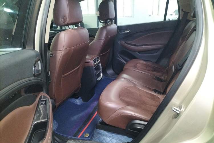 Used Buick Envision 2016 28T Four-Wheel Drive Elite Version Left Rear Seat