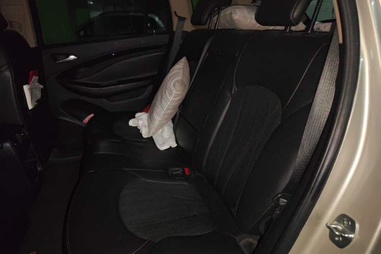 Used Buick Envision 2016 20T Two-Wheel Drive Leading Version Left Rear Seat