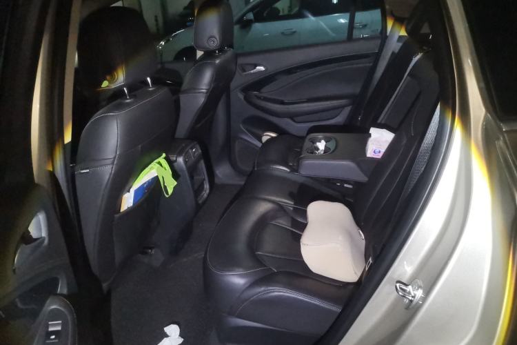 Used Buick Envision 2016 20T Two-Wheel-Drive Elite Model Left Rear Seat