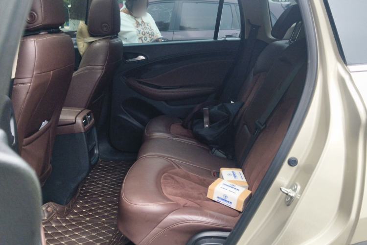 Used Buick Envision 2016 28T Four-Wheel Drive Elite Version Left Rear Seat