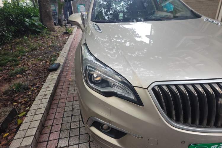 Used Buick Envision 2016 28T All-Wheel-Drive All-Terrain Sport Flagship Edition Right Front Headlight