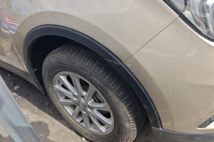 Used Buick Envision 2016 20T Four-Wheel Drive Elite Model Right Front Wheel Hub