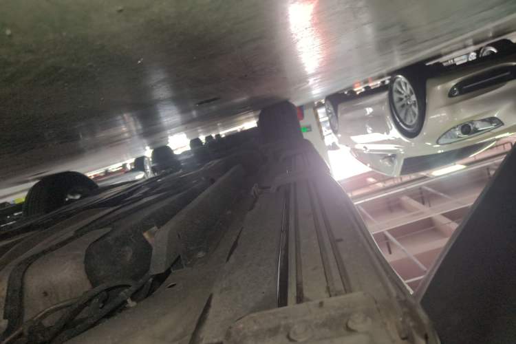 Used Buick Envision 2016 20T Two-Wheel-Drive Elite Model Right Side Sill