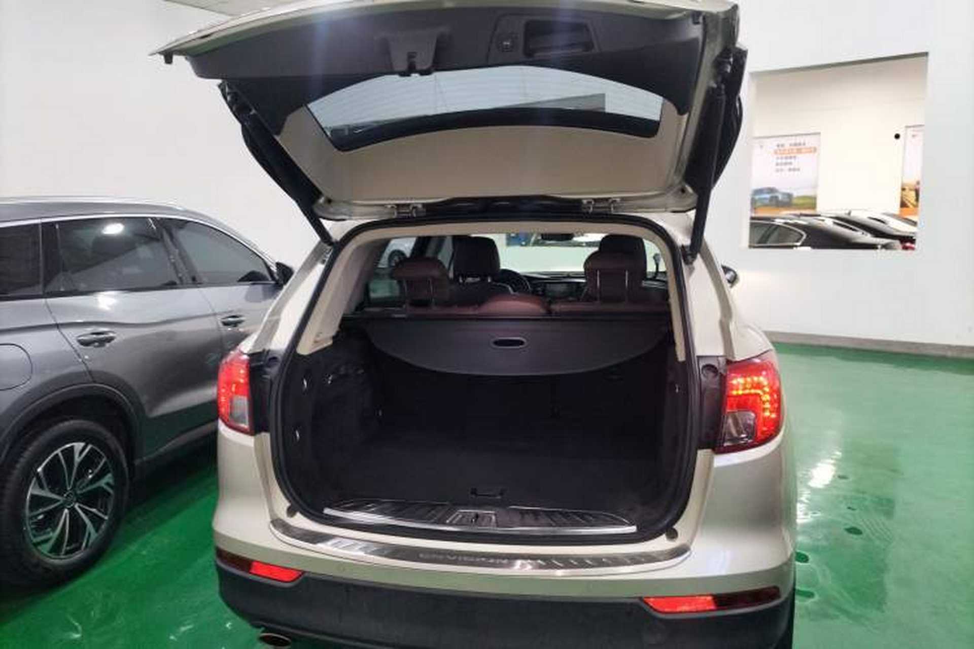 Used Buick Envision 2016 28T Four-Wheel Drive Elite Version Trunk