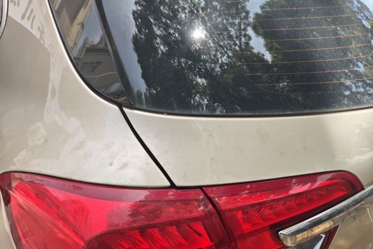 Used Buick Envision 2016 20T Two-Wheel-Drive Elite Model Trunk