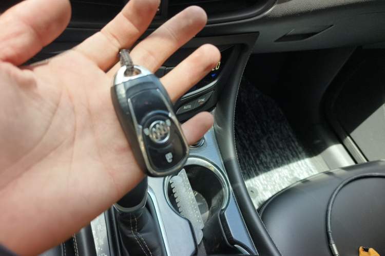 Used Buick Envision 2016 20T Two-Wheel Drive Leading Version Vehicle Key