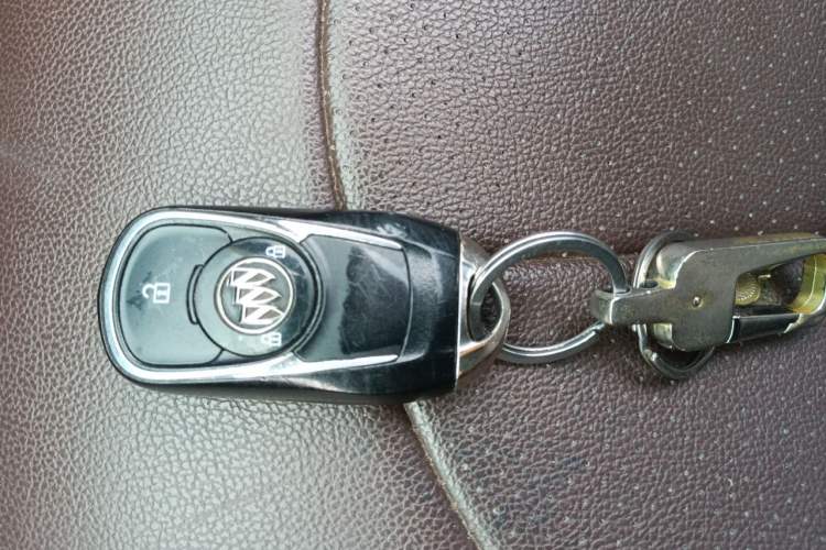 Used Buick Envision 2016 20T Two-Wheel-Drive Elite Model Vehicle Key