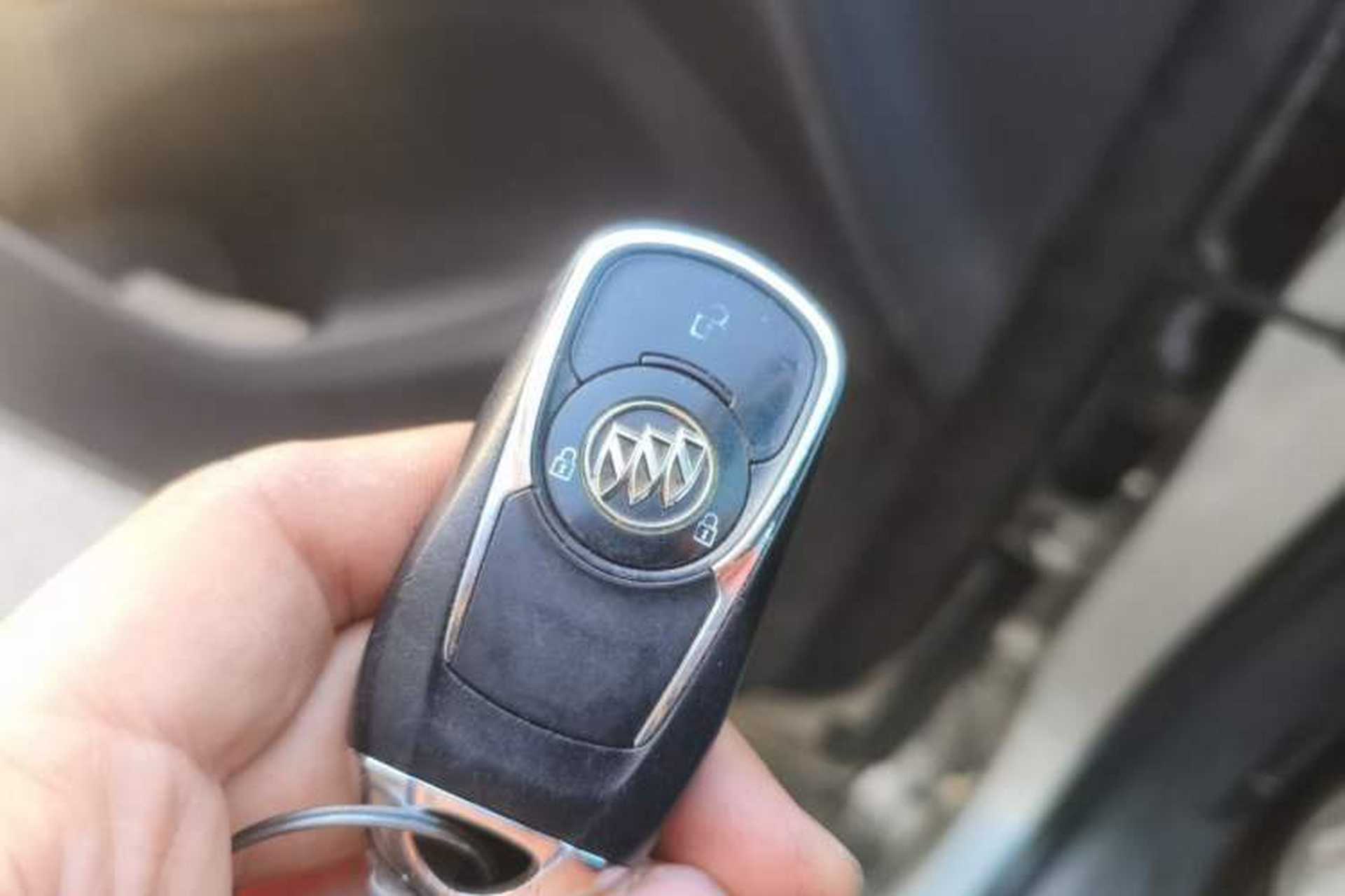 Used Buick Envision 2016 20T Two-Wheel-Drive Elite Model Vehicle Key
