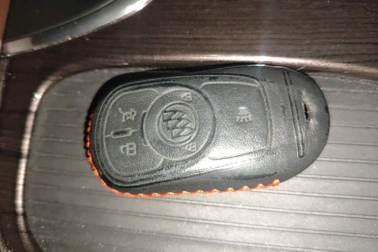 Used Buick Envision 2016 28T Four-Wheel Drive Luxury Model Vehicle Key