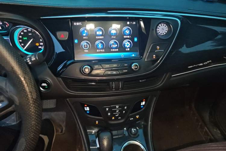 Used Buick Envision 2017 20T Two-Wheel Drive Leading Version Audio And AC Panel