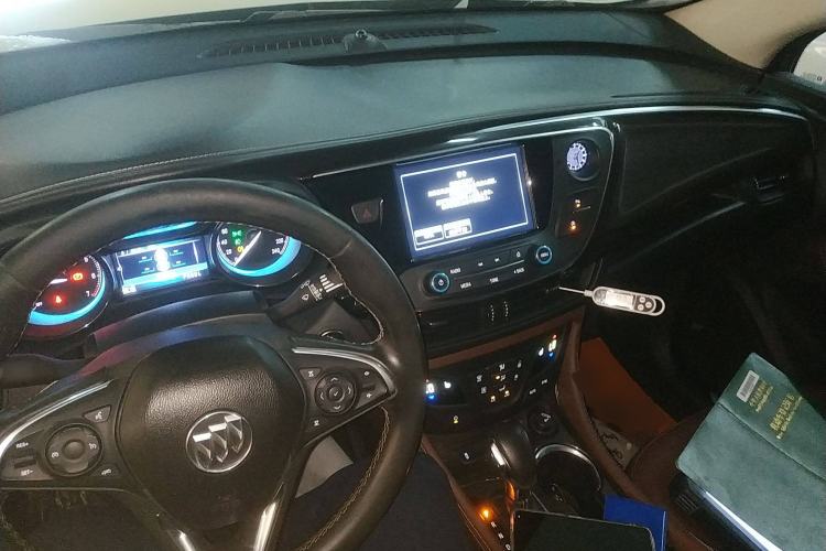 Used Buick Envision 2017 28T Four-Wheel Drive Elite Model Center Console