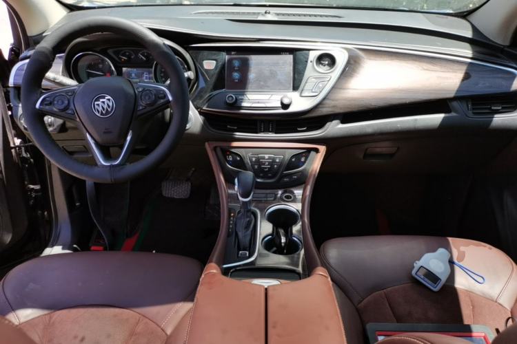 Used Buick Envision 2017 20T Two-Wheel Drive Luxury Model Center Console