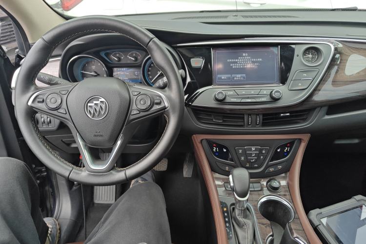 Used Buick Envision 2017 20T Two-Wheel Drive Elite Version Center Console