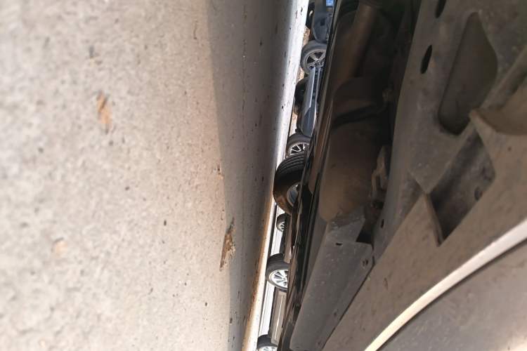 Used Buick Envision 2017 20T Two-Wheel Drive Elite Version Chassis Front Left