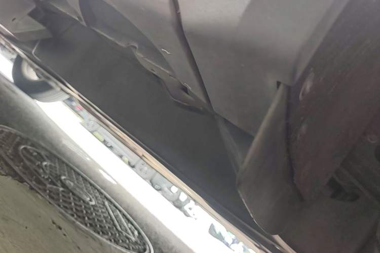 Used Buick Envision 2017 28T Four-Wheel Drive Elite Model Chassis Rear Left