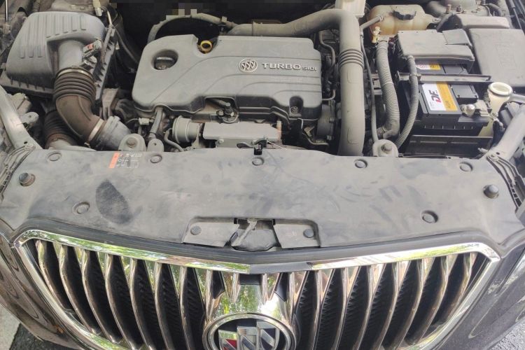 Used Buick Envision 2017 20T Two-Wheel Drive Luxury Model Engine Bay