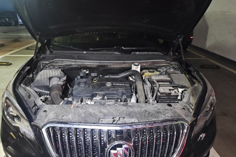 Used Buick Envision 2017 20T Two-Wheel Drive Elite Version Engine Bay