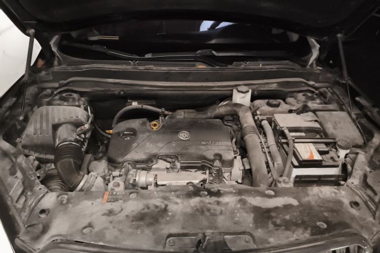 Used Buick Envision 2017 20T Two-Wheel Drive Elite Version Engine Bay