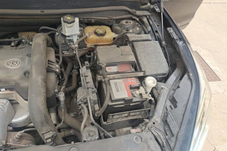 Used Buick Envision 2017 28T Four-Wheel Drive Elite Model Engine Bay Left