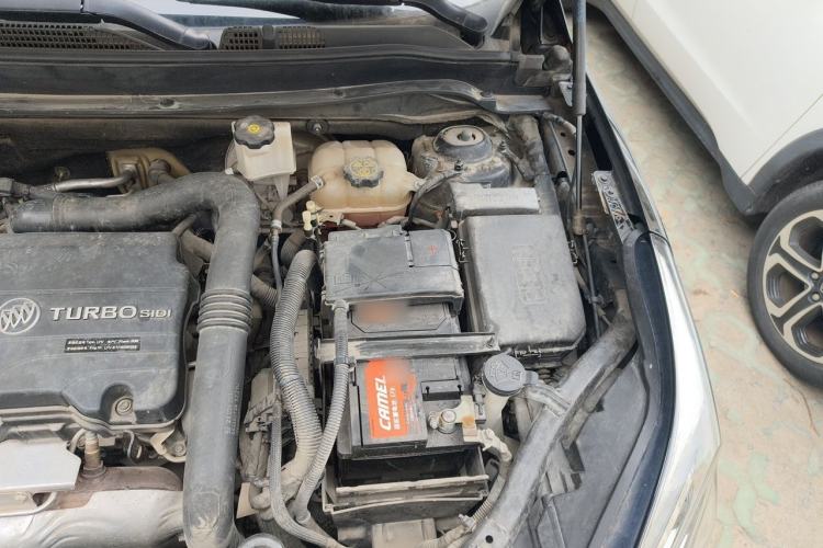 Used Buick Envision 2017 20T Two-Wheel Drive Leading Version Engine Bay Left