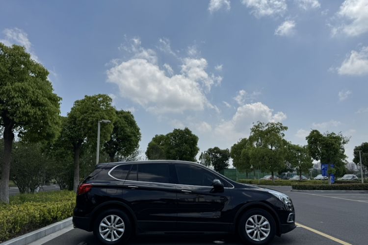 Used Buick Envision 2017 28T Four-Wheel Drive Elite Model Exterior 2