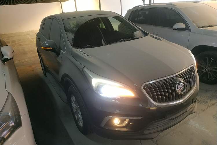 Used Buick Envision 2017 28T Four-Wheel Drive Elite Model Front Right 45 Deg