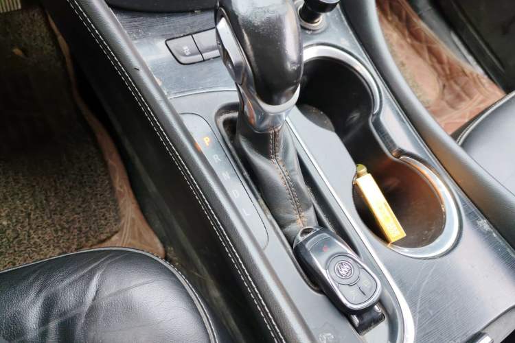 Used Buick Envision 2017 20T Two-Wheel Drive Elite Version Gear Lever