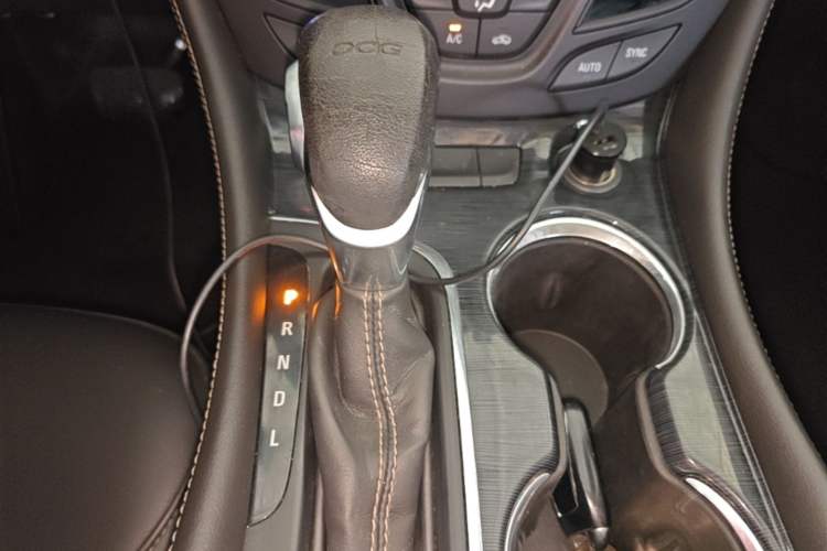 Used Buick Envision 2017 20T Two-Wheel Drive Leading Version Gear Lever