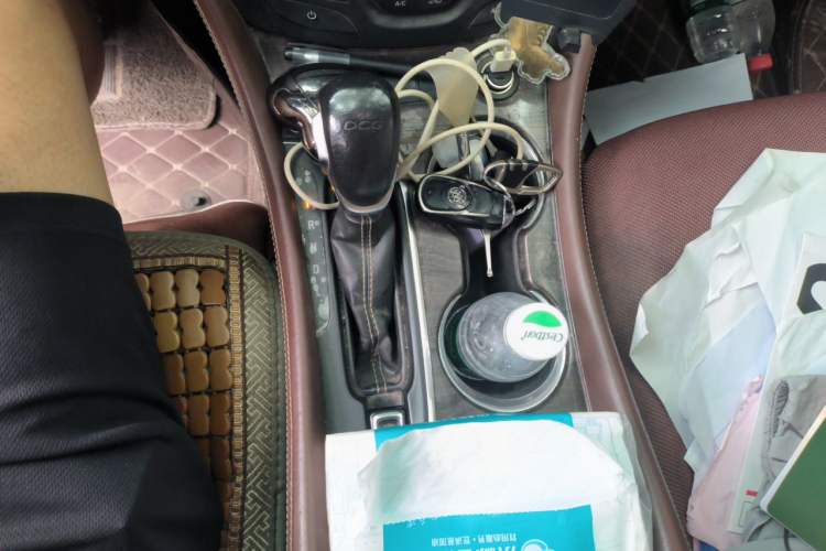 Used Buick Envision 2017 20T Two-Wheel Drive Elite Version Gear Lever