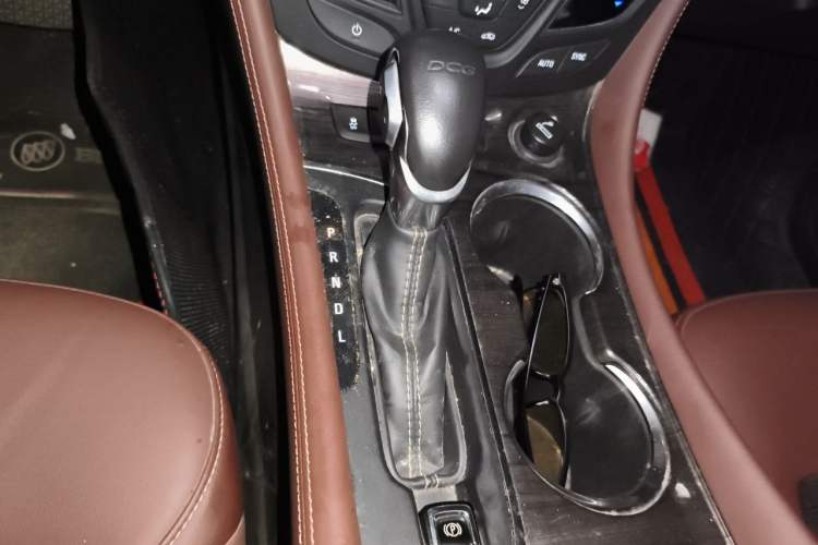 Used Buick Envision 2017 20T Two-Wheel Drive Elite Version Gear Lever
