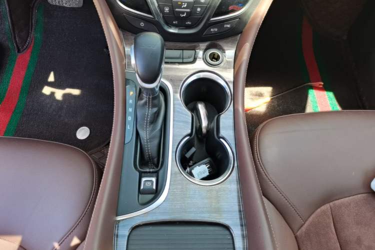 Used Buick Envision 2017 20T Two-Wheel Drive Luxury Model Gear Lever