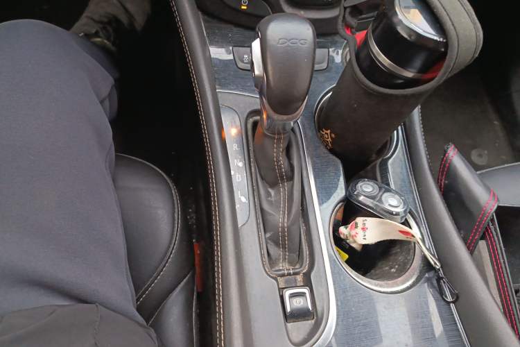 Used Buick Envision 2017 20T Two-Wheel Drive Elite Version Gear Lever
