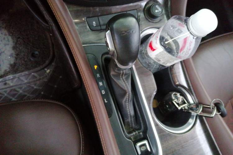 Used Buick Envision 2017 20T Two-Wheel Drive Luxury Model Gear Lever