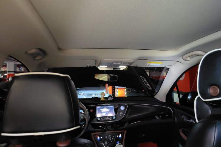 Used Buick Envision 2017 20T Two-Wheel Drive Elite Version Headliner