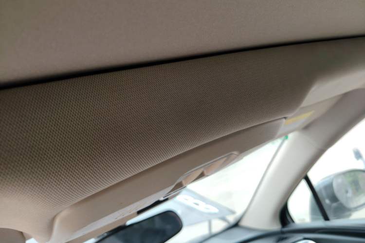 Used Buick Envision 2017 20T Two-Wheel Drive Leading Version Headliner