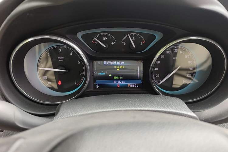 Used Buick Envision 2017 28T Four-Wheel Drive Elite Model Instrument Cluster
