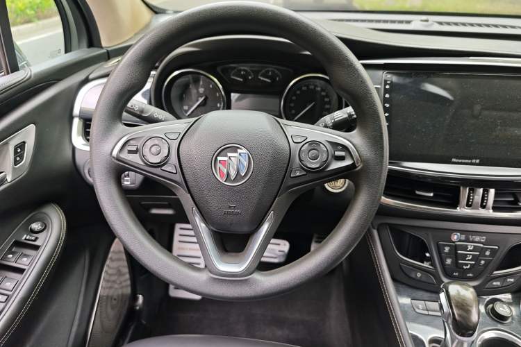 Used Buick Envision 2017 20T Two-Wheel Drive Leading Version Interior 7