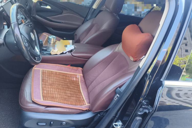 Used Buick Envision 2017 28T Four-Wheel Drive Elite Model Left Front Seat