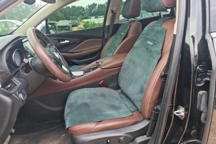Used Buick Envision 2017 20T Two-Wheel Drive Luxury Model Left Front Seat