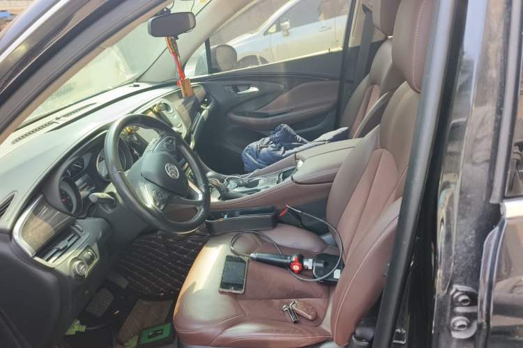 Used Buick Envision 2017 20T Two-Wheel Drive Luxury Model Left Front Seat