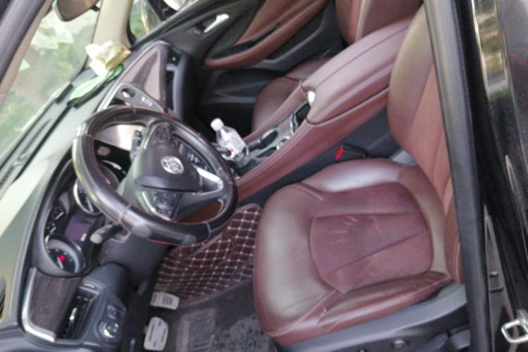 Used Buick Envision 2017 20T Two-Wheel Drive Luxury Model Left Front Seat