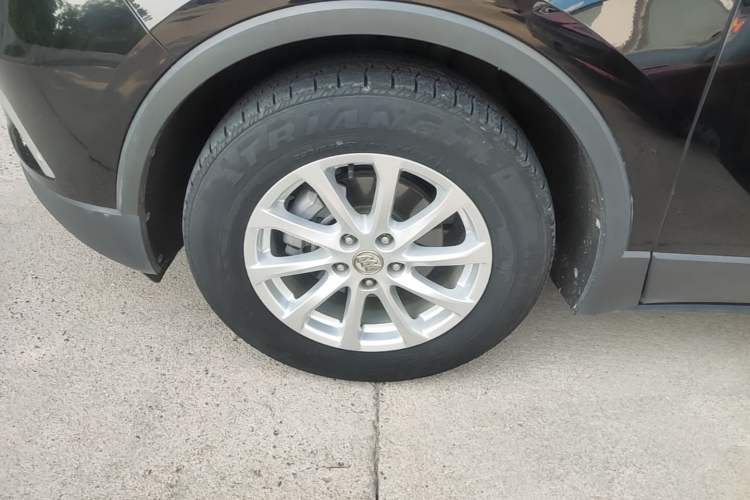 Used Buick Envision 2017 20T Two-Wheel Drive Leading Version Left Front Wheel Hub