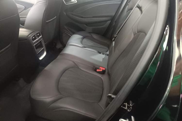 Used Buick Envision 2017 20T Two-Wheel Drive Leading Version Left Rear Seat