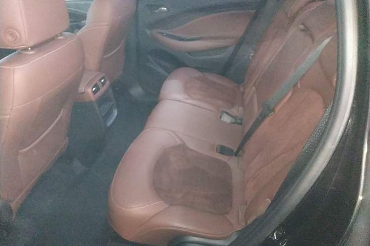 Used Buick Envision 2017 28T Four-Wheel Drive Elite Model Left Rear Seat