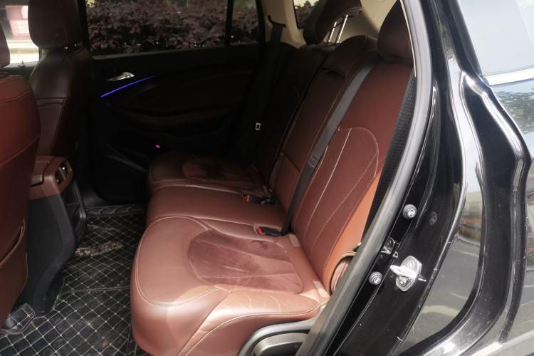 Used Buick Envision 2017 28T Four-Wheel Drive Elite Model Left Rear Seat