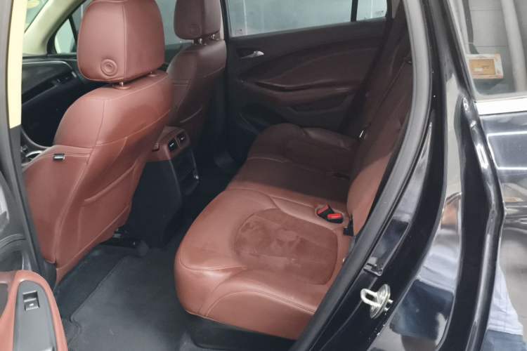 Used Buick Envision 2017 20T Two-Wheel Drive Elite Version Left Rear Seat