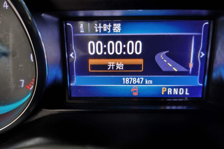 Used Buick Envision 2017 20T Two-Wheel Drive Elite Version Odometer Close Up