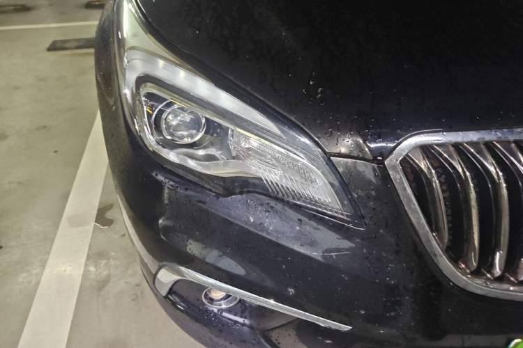 Used Buick Envision 2017 20T Two-Wheel Drive Elite Version Right Front Headlight