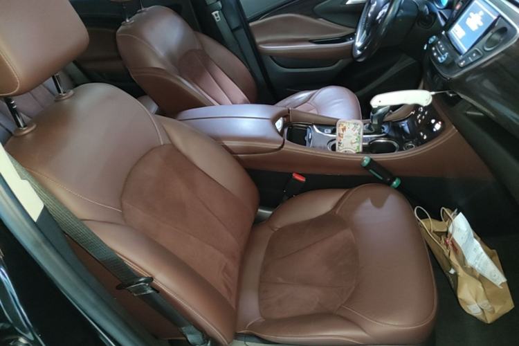 Used Buick Envision 2017 20T Two-Wheel Drive Elite Version Right Front Seat