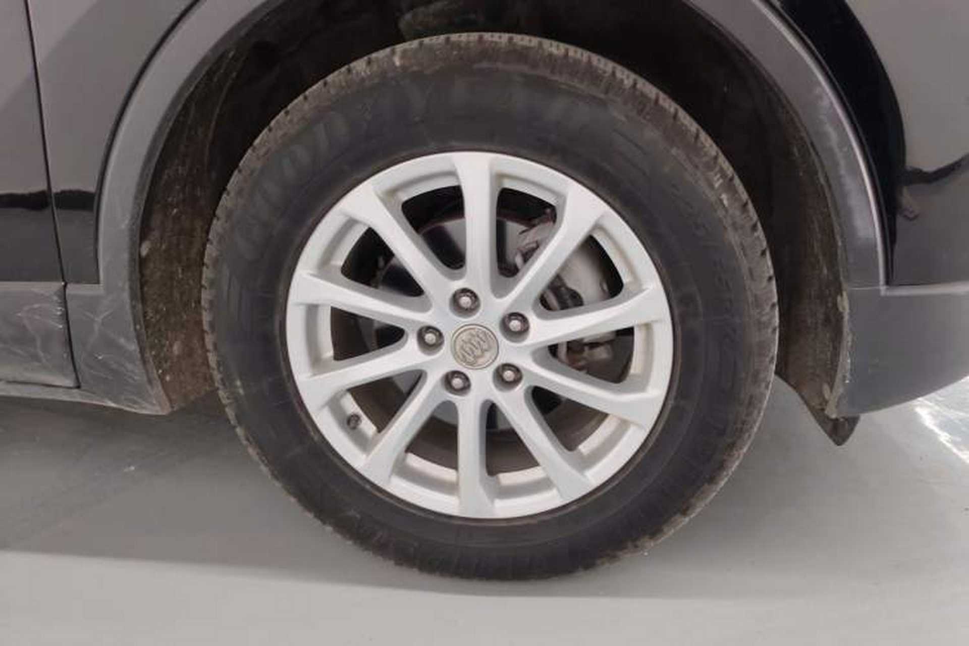 Used Buick Envision 2017 20T Two-Wheel Drive Elite Version Right Front Wheel Hub